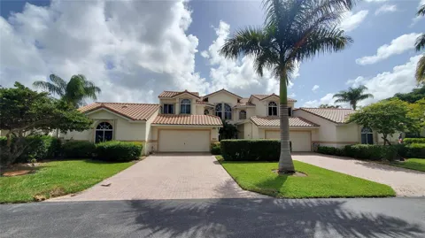 504 W PALM AIRE DRIVE #504