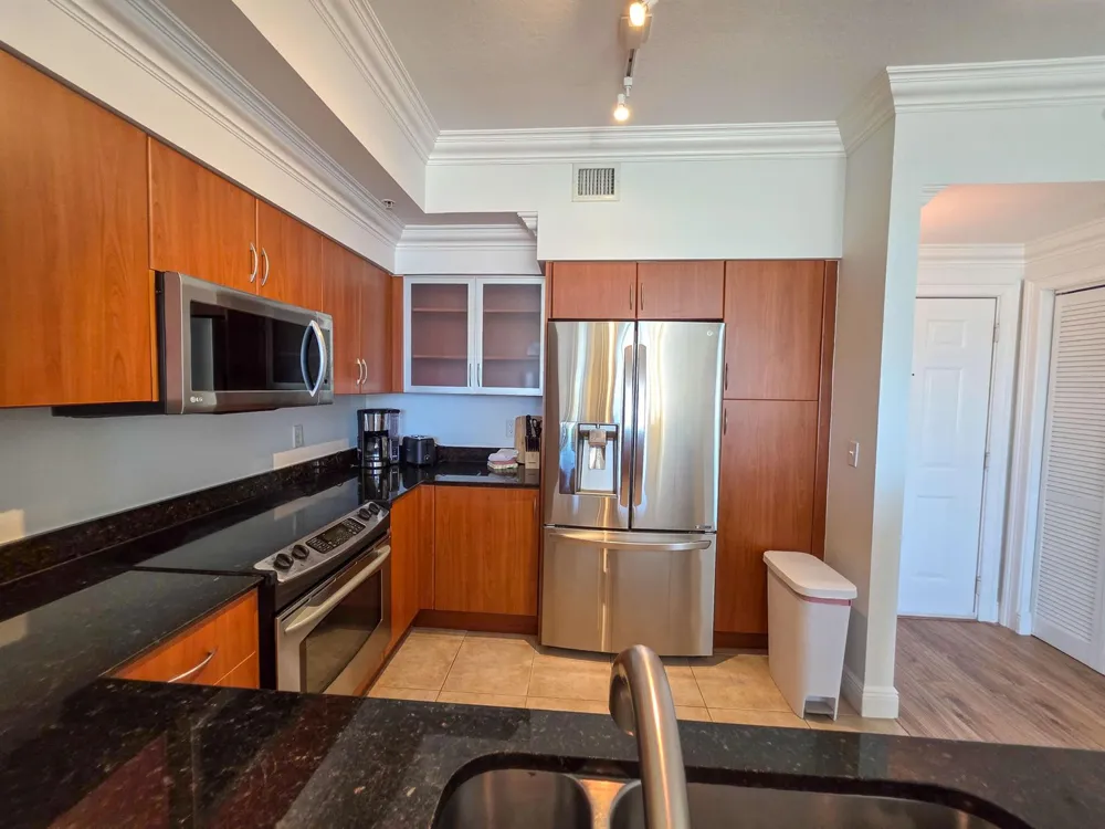 806 E Windward Way #323 Lantana, FL 33462