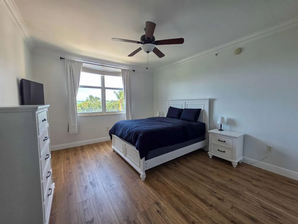 806 E Windward Way #323 Lantana, FL 33462