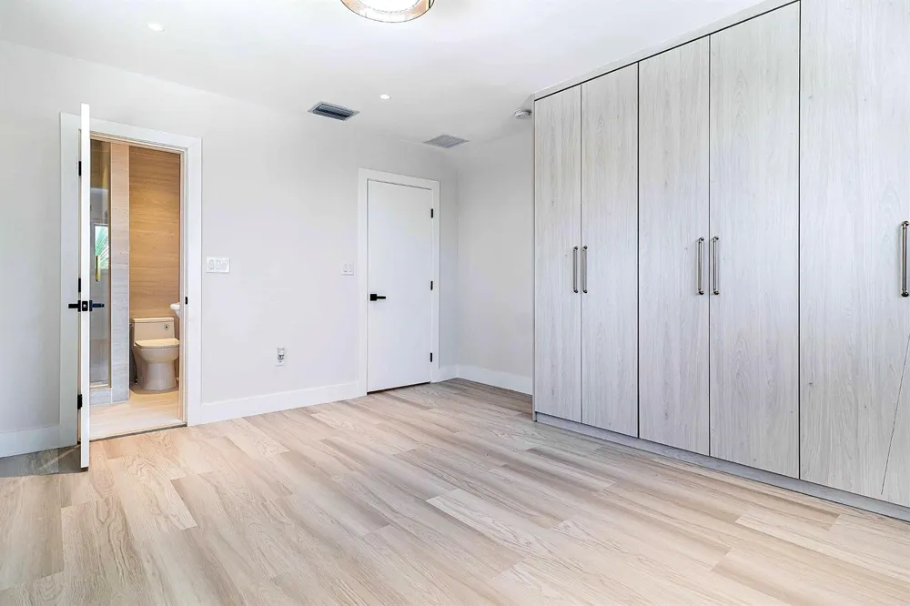 3341 NE 170th Street North Miami Beach, FL 33160