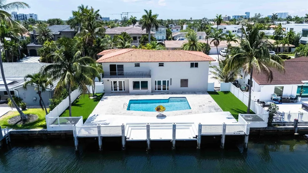 3341 NE 170th Street North Miami Beach, FL 33160