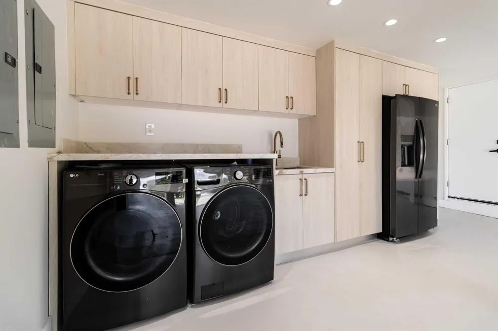 3341 NE 170th Street North Miami Beach, FL 33160