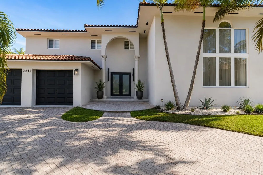 3341 NE 170th Street North Miami Beach, FL 33160