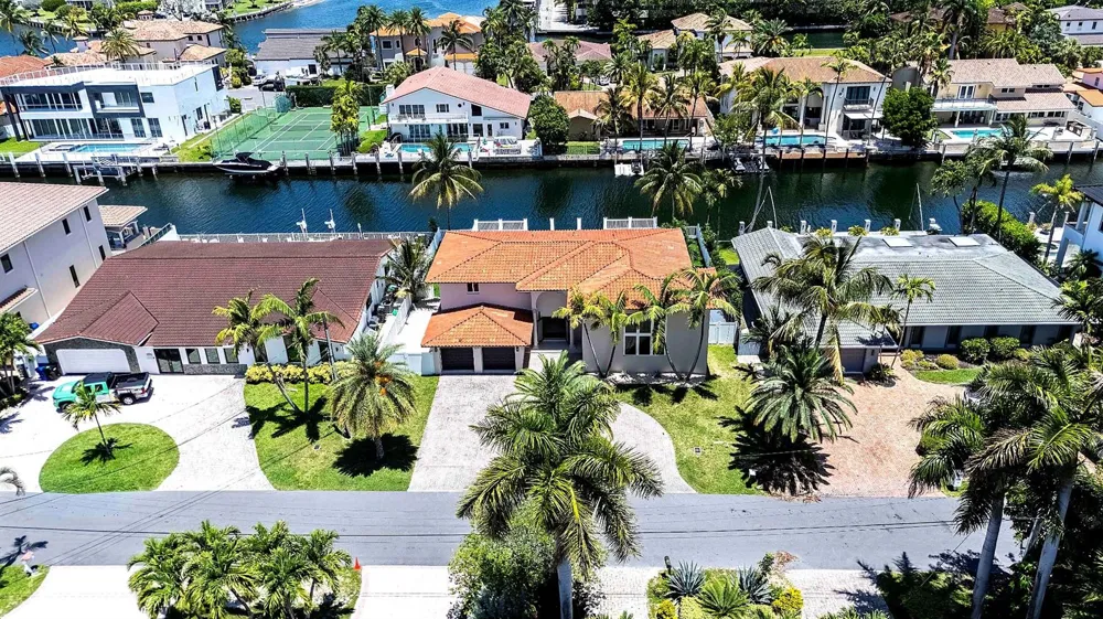 3341 NE 170th Street North Miami Beach, FL 33160