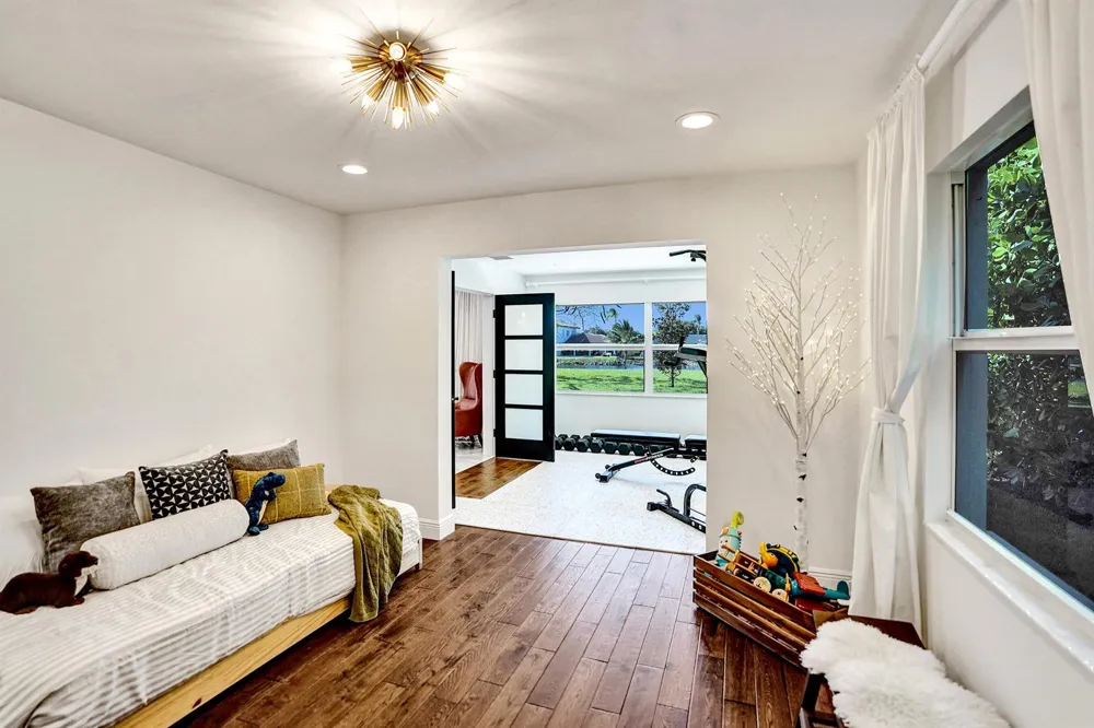 271 Oregon Lane Boca Raton, FL 33487