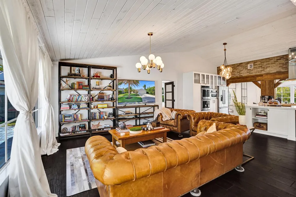 271 Oregon Lane Boca Raton, FL 33487