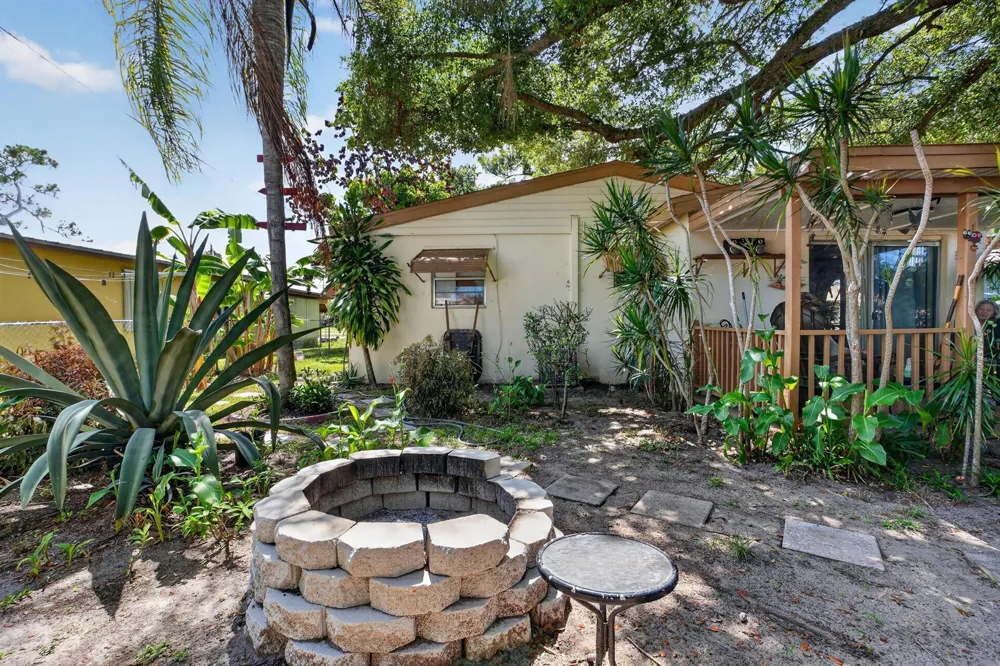 2666 12th Avenue Vero Beach, FL 32960