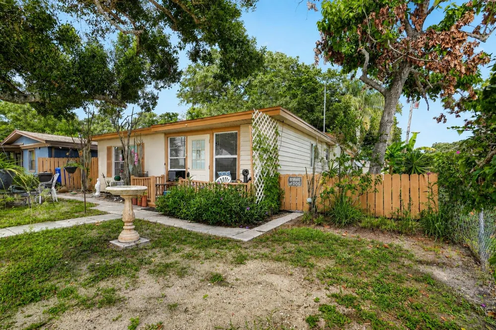 2666 12th Avenue Vero Beach, FL 32960