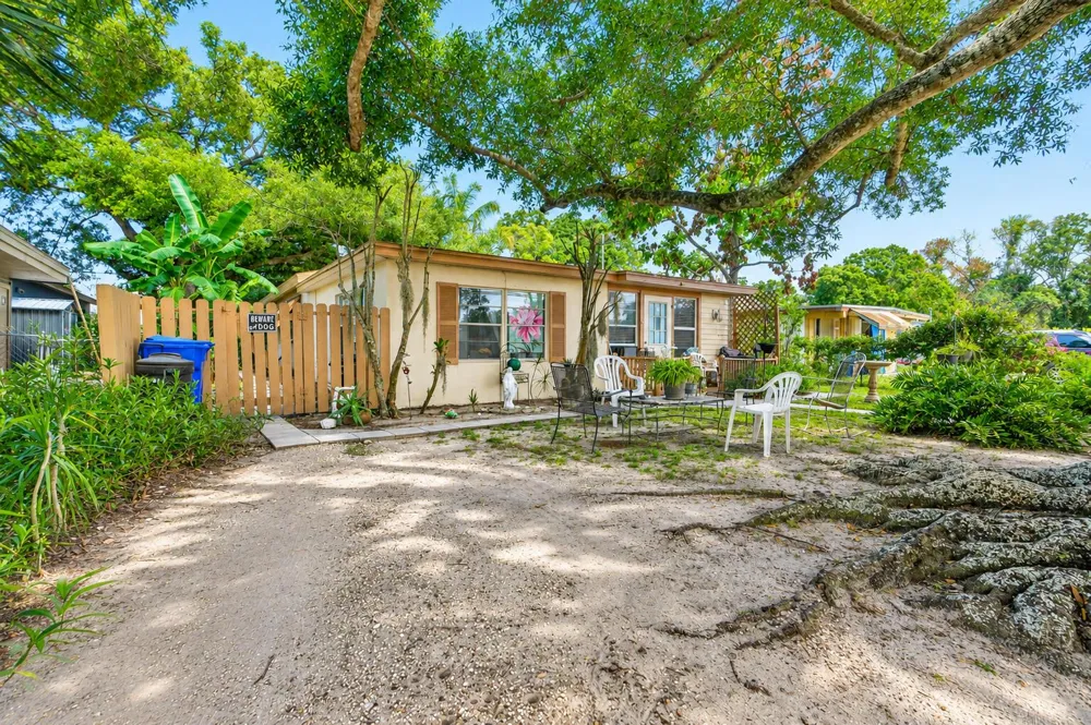 2666 12th Avenue Vero Beach, FL 32960