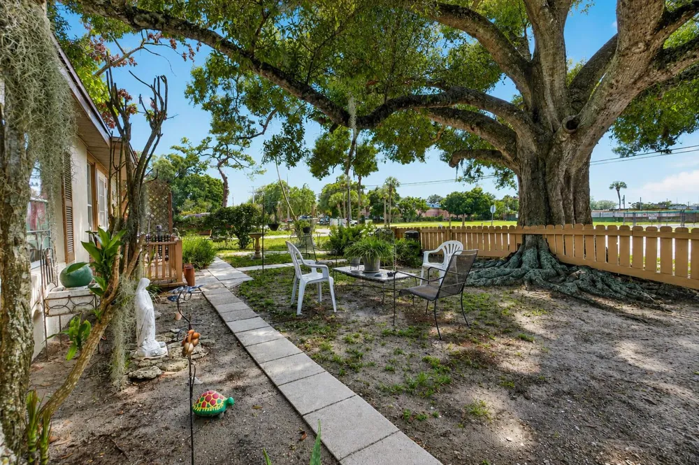 2666 12th Avenue Vero Beach, FL 32960