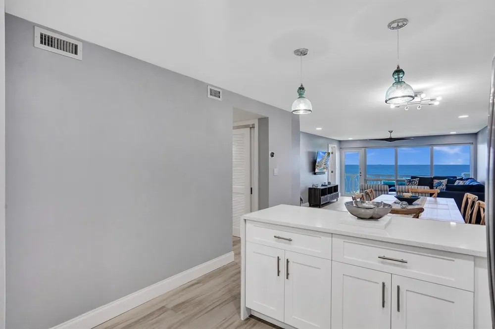 1169 Hillsboro #203 Hillsboro Beach, FL 33062