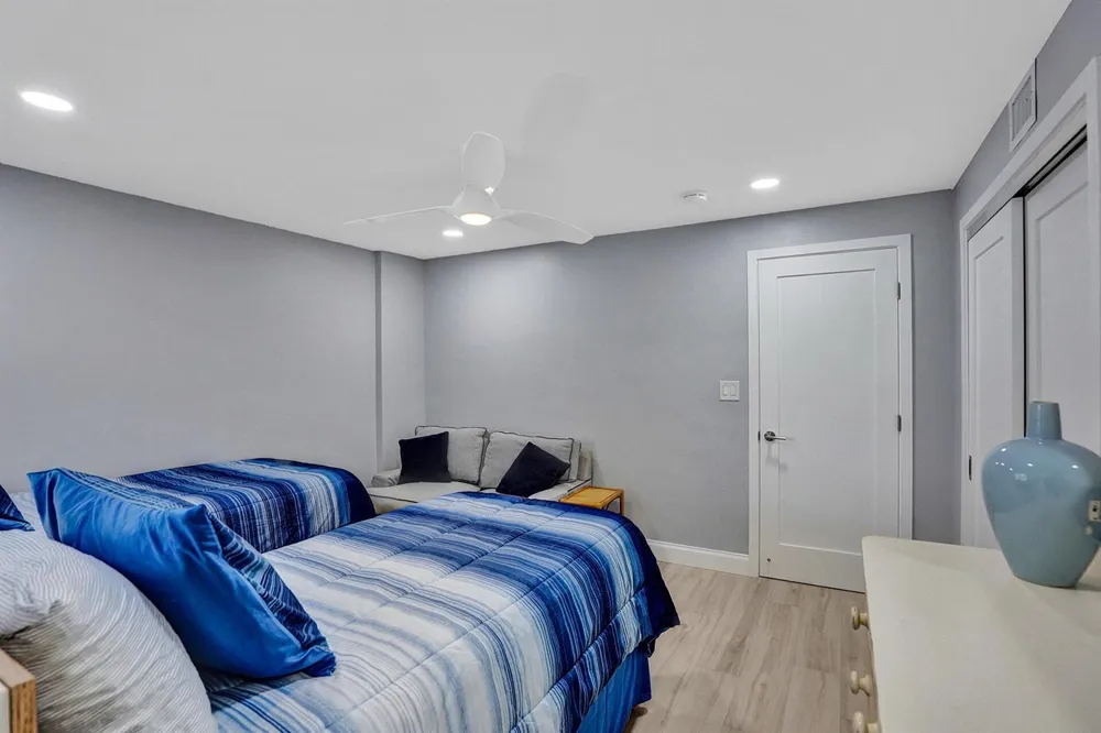1169 Hillsboro #203 Hillsboro Beach, FL 33062