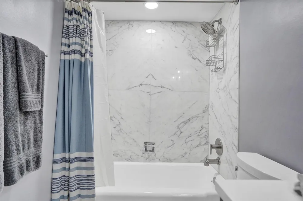 1169 Hillsboro #203 Hillsboro Beach, FL 33062