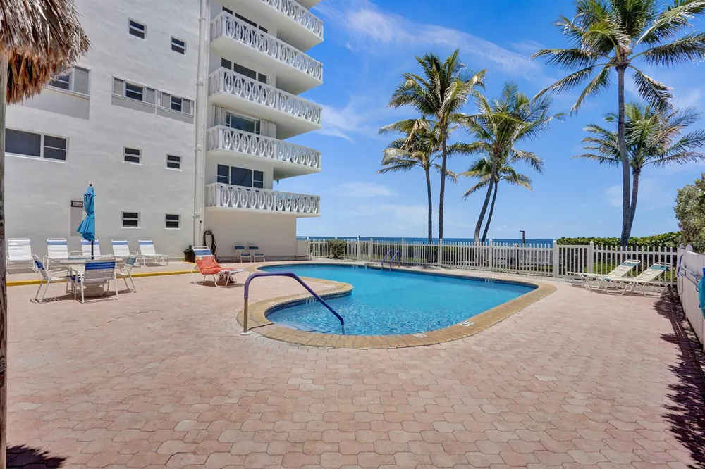 1169 Hillsboro #203 Hillsboro Beach, FL 33062