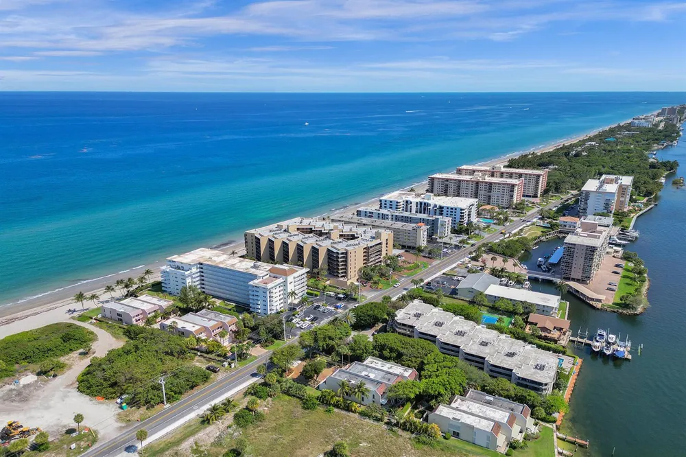 1169 Hillsboro #203 Hillsboro Beach, FL 33062