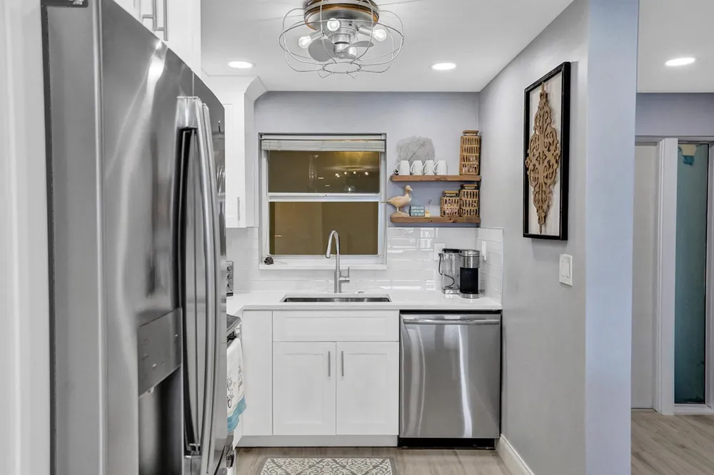 1169 Hillsboro #203 Hillsboro Beach, FL 33062