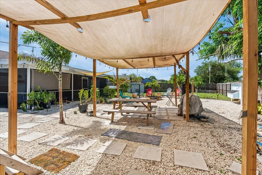 2350 FALLON BOULEVARD NE Palm Bay, FL 32907