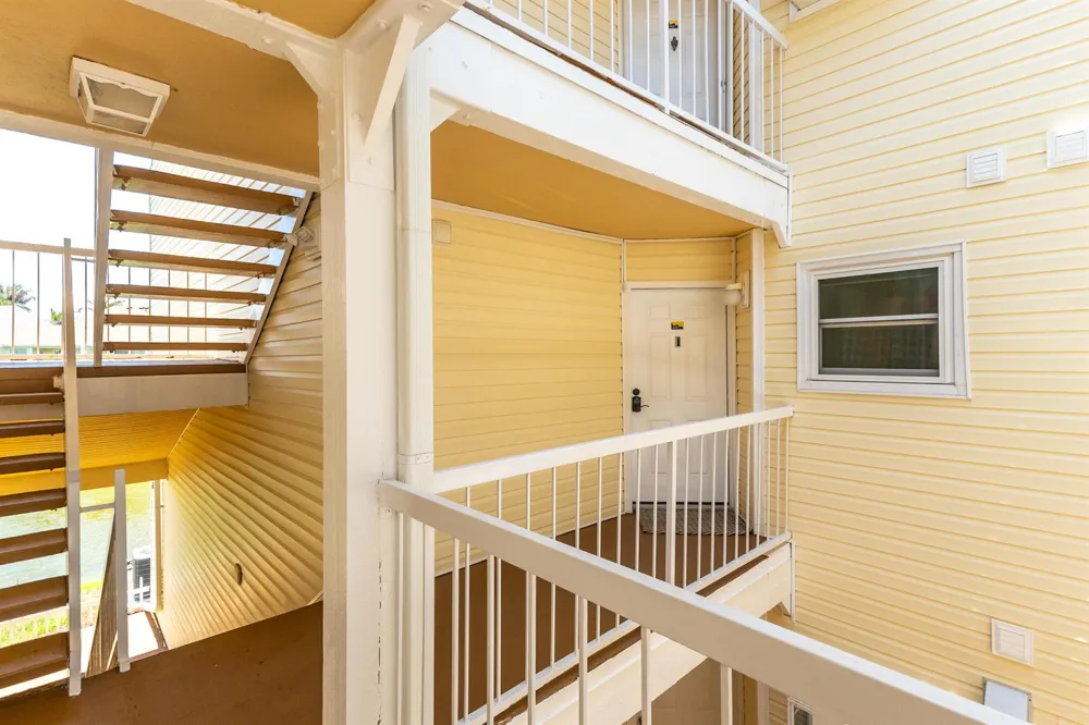 1850 Charlesmont Drive #119 Indialantic, FL 32903