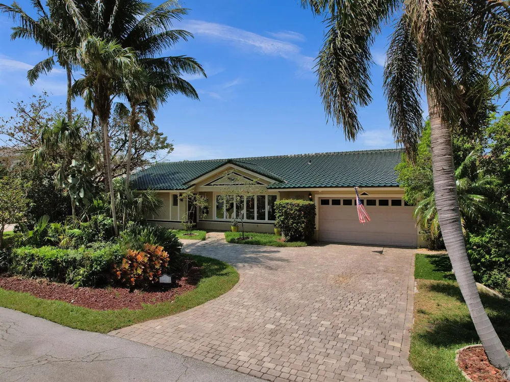 3811 NE 26th Avenue Lighthouse Point, FL 33064