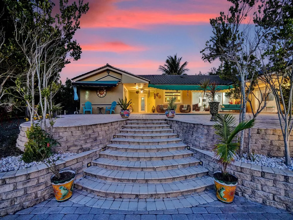 3811 NE 26th Avenue Lighthouse Point, FL 33064