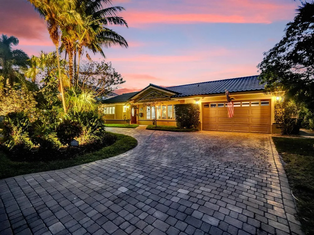 3811 NE 26th Avenue Lighthouse Point, FL 33064