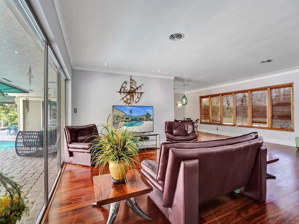 3811 NE 26th Avenue Lighthouse Point, FL 33064