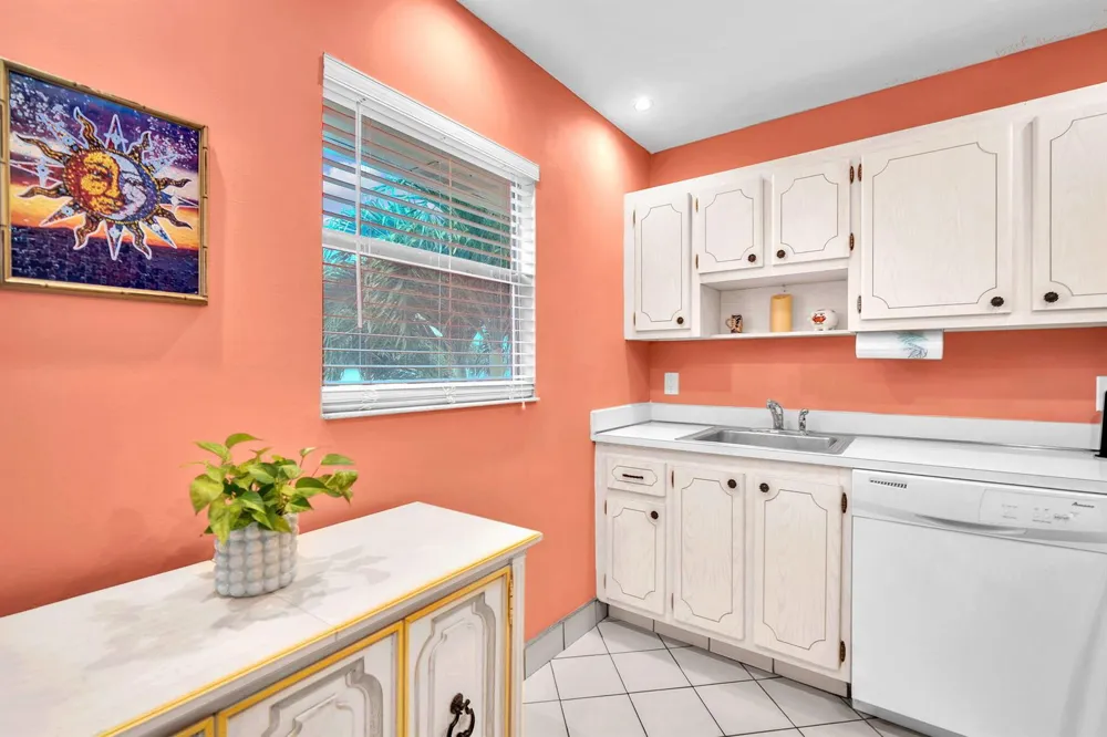 716 Saxony Place #O Delray Beach, FL 33446