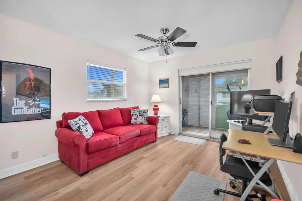 716 Saxony Place #O Delray Beach, FL 33446