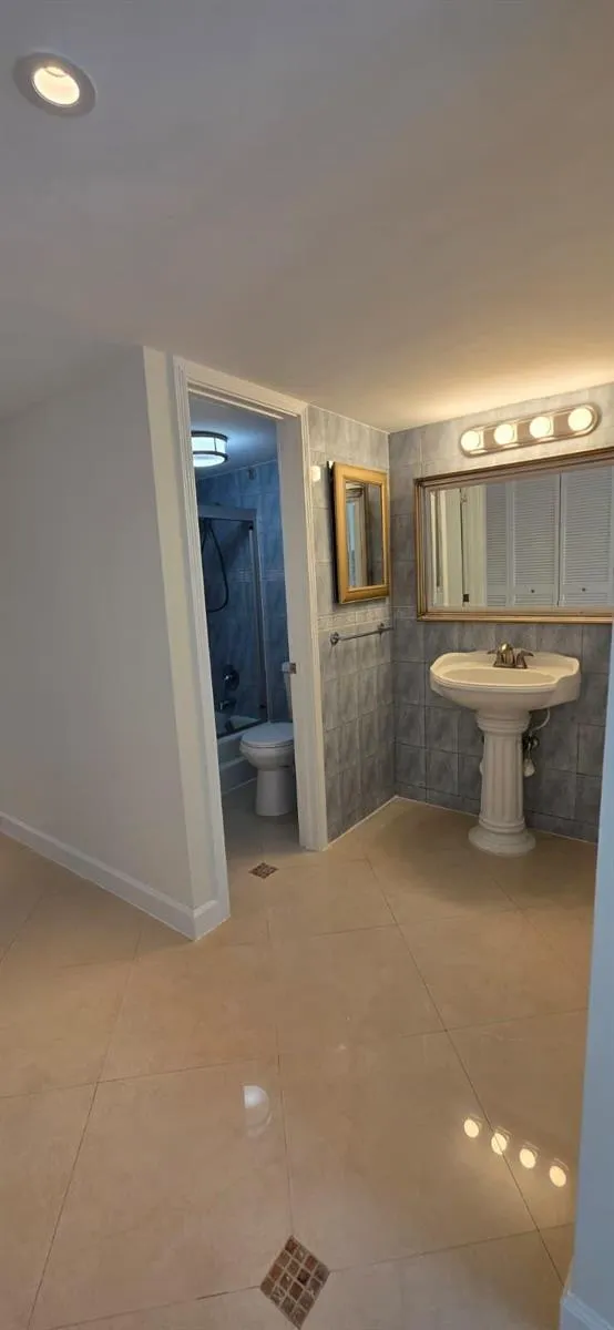 11111 Biscayne Boulevard #Tower 2 - 4C or 427 Miami, FL 33181