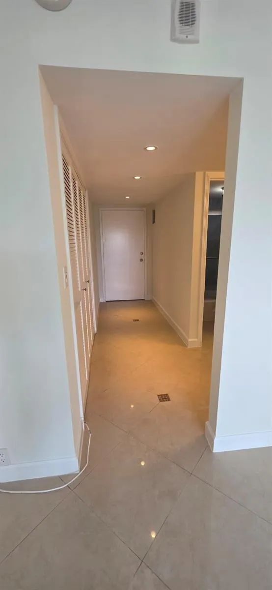 11111 Biscayne Boulevard #Tower 2 - 4C or 427 Miami, FL 33181