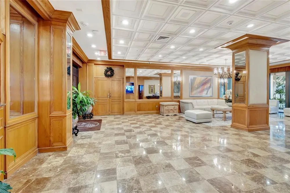 11111 Biscayne Boulevard #Tower 2 - 4C or 427 Miami, FL 33181