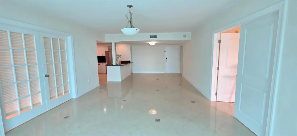 11111 Biscayne Boulevard #Tower 2 - 4C or 427 Miami, FL 33181