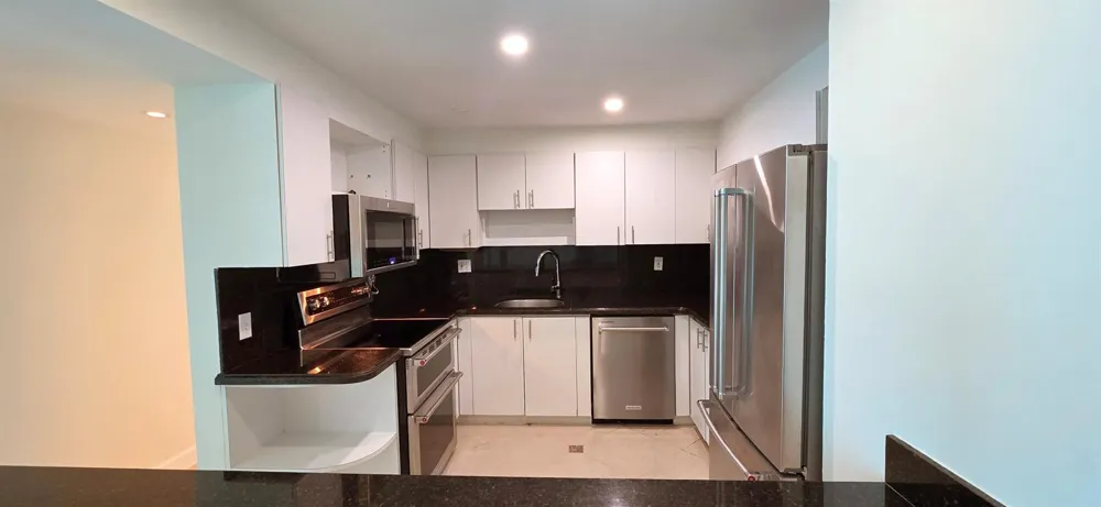 11111 Biscayne Boulevard #Tower 2 - 4C or 427 Miami, FL 33181