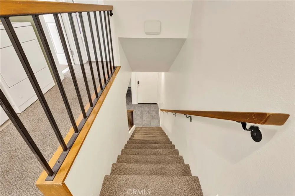 9906 Owensmouth #14 Chatsworth, CA 91311