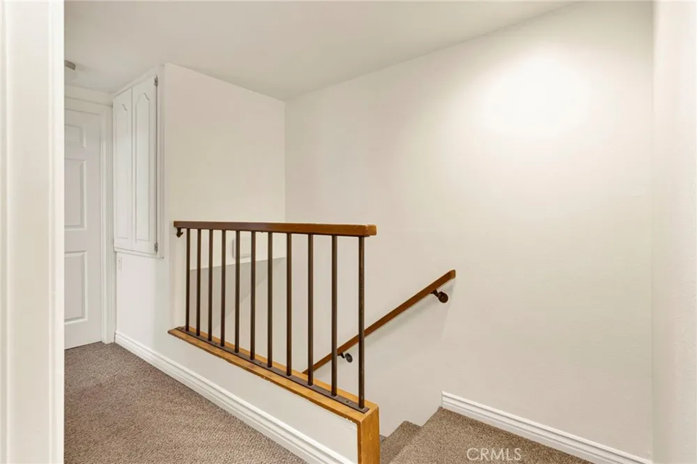 9906 Owensmouth #14 Chatsworth, CA 91311