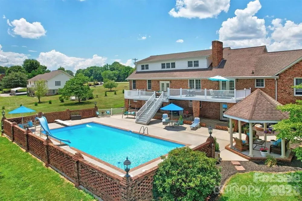 4723 Old Mountain Road Stony Point, NC 28678