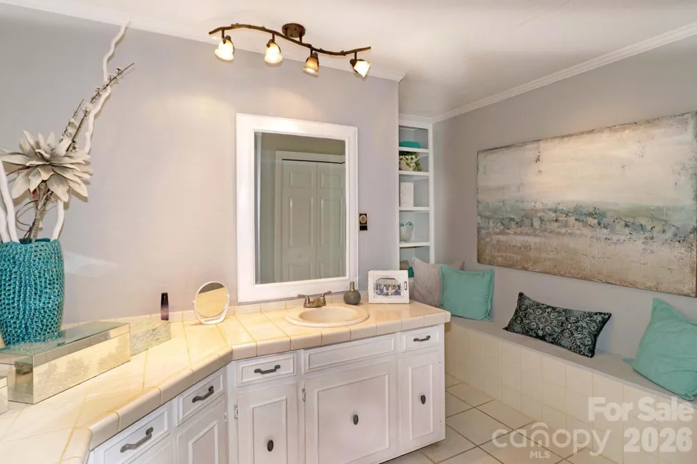 4723 Old Mountain Road Stony Point, NC 28678