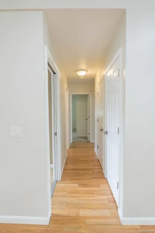 3452 Cone Avenue Rochester Hills City, MI 48309