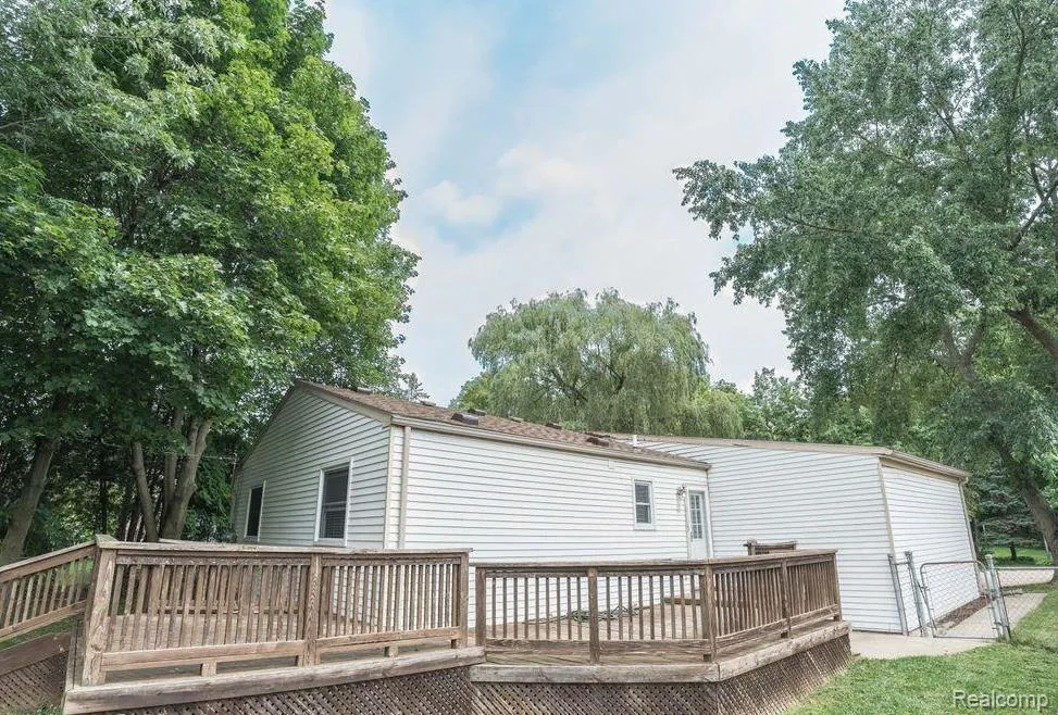 3452 Cone Avenue Rochester Hills City, MI 48309