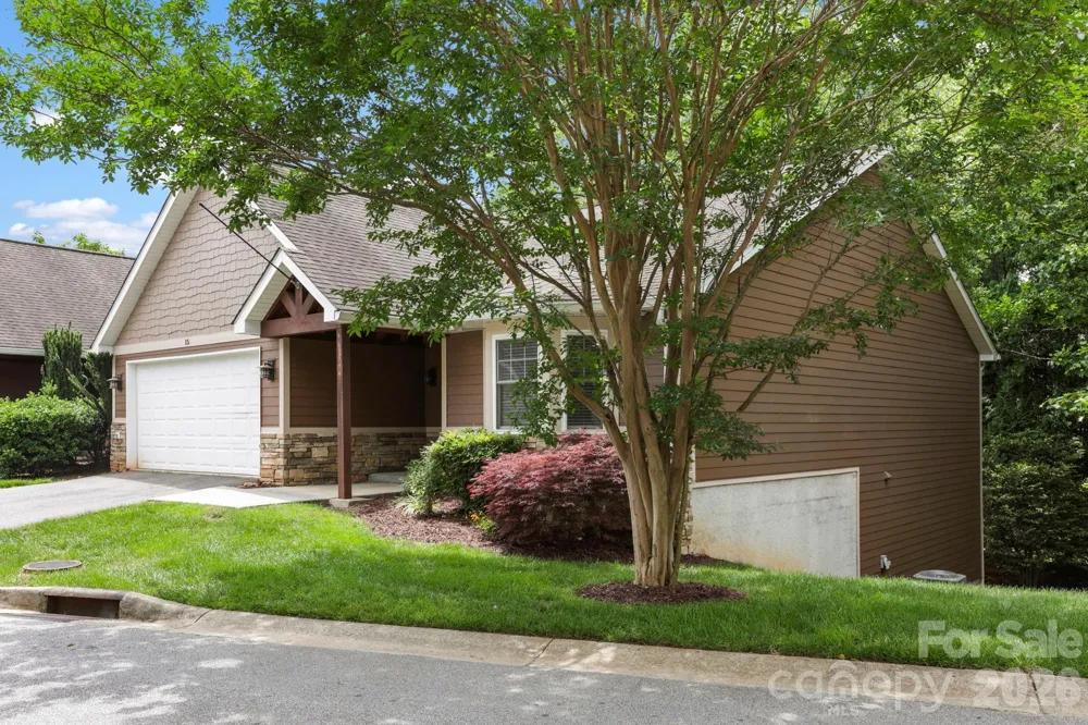 15 Kaylor Drive Arden, NC 28704
