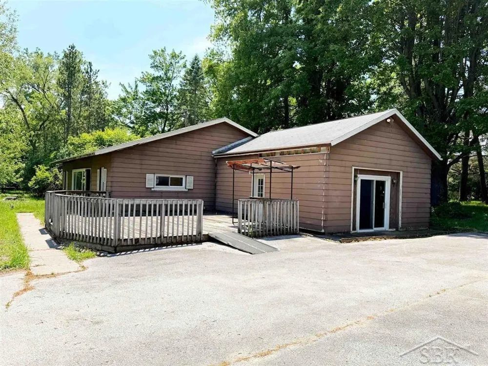 1408 Waldo Court Midland City, MI 48640