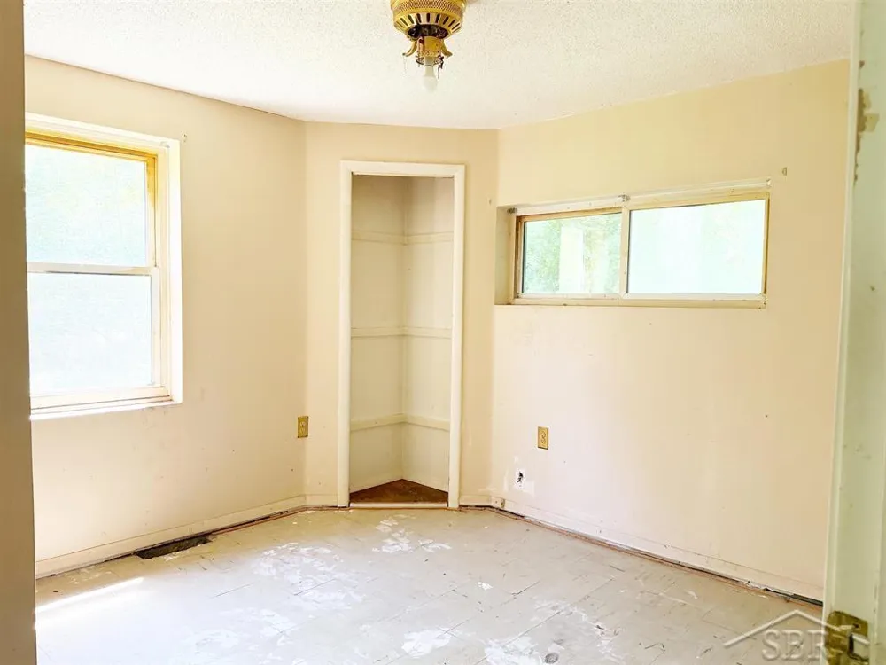 1408 Waldo Court Midland City, MI 48640