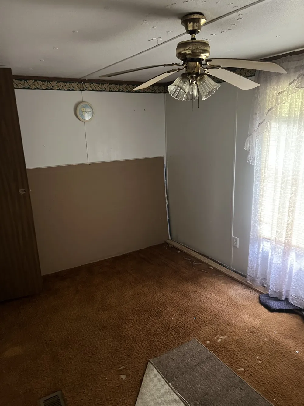 32 Patterson Ln Pleasant Shade, TN 37145
