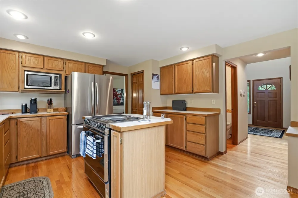 7634 116th Court SE Newcastle, WA 98056