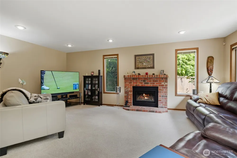 7634 116th Court SE Newcastle, WA 98056