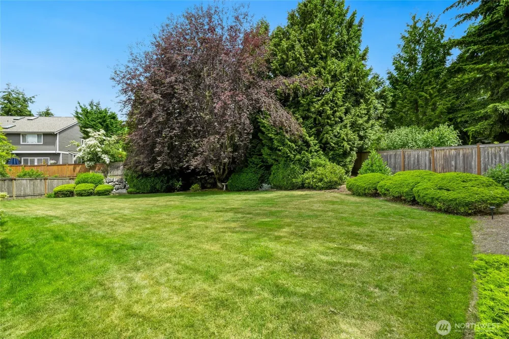 7634 116th Court SE Newcastle, WA 98056