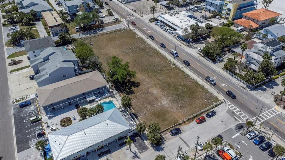 2300 GULF BOULEVARD Indian Rocks Beach, FL 33785