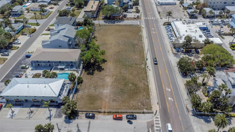 2300 GULF BOULEVARD Indian Rocks Beach, FL 33785