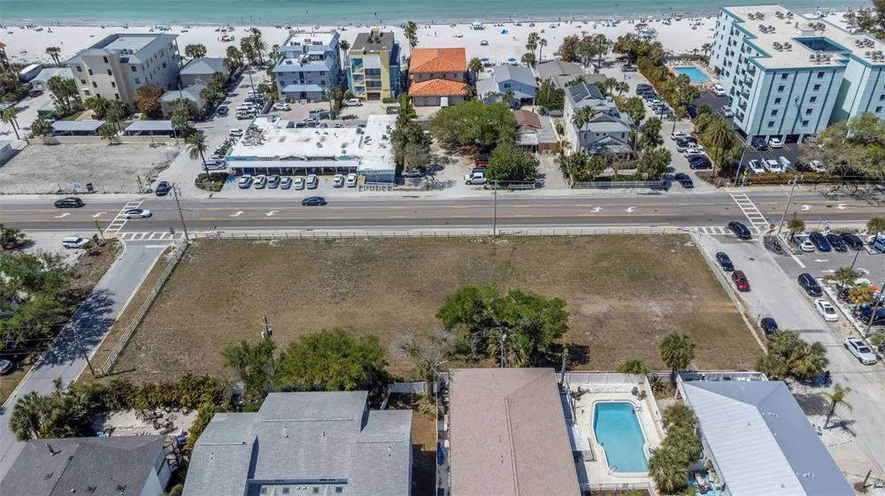 2300 GULF BOULEVARD Indian Rocks Beach, FL 33785