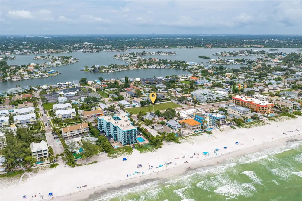 2300 GULF BOULEVARD Indian Rocks Beach, FL 33785
